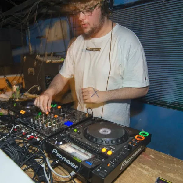 DJ Mitomoro photo