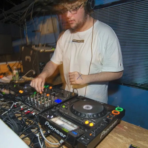 DJ Mitomoro photo